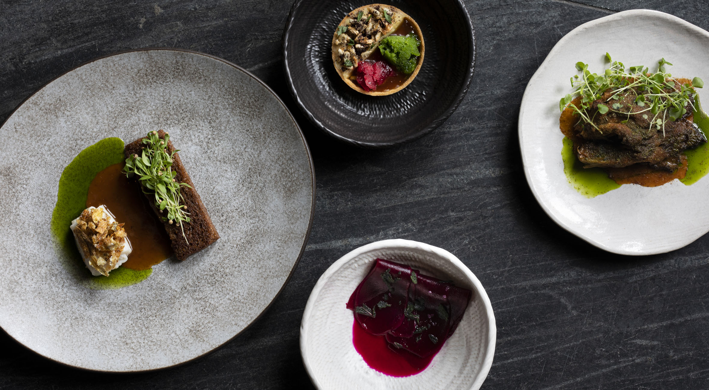 6-retters menu hos VAGO på Vesterbro – Ny bæredygtig restaurant er åbnet med drivhus og vilde planter